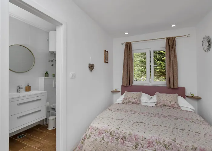 Danica Casa vacanze Ozici